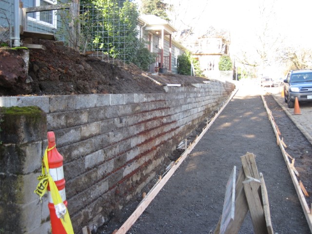 MSE Retaining Wall 2.JPG