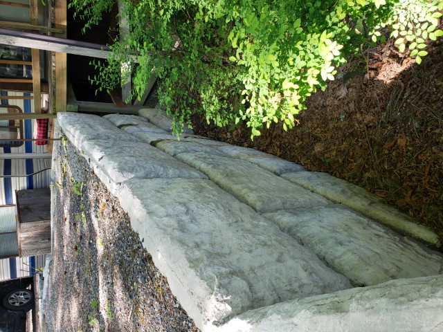 Gravity Retaining Wall 1.jpg